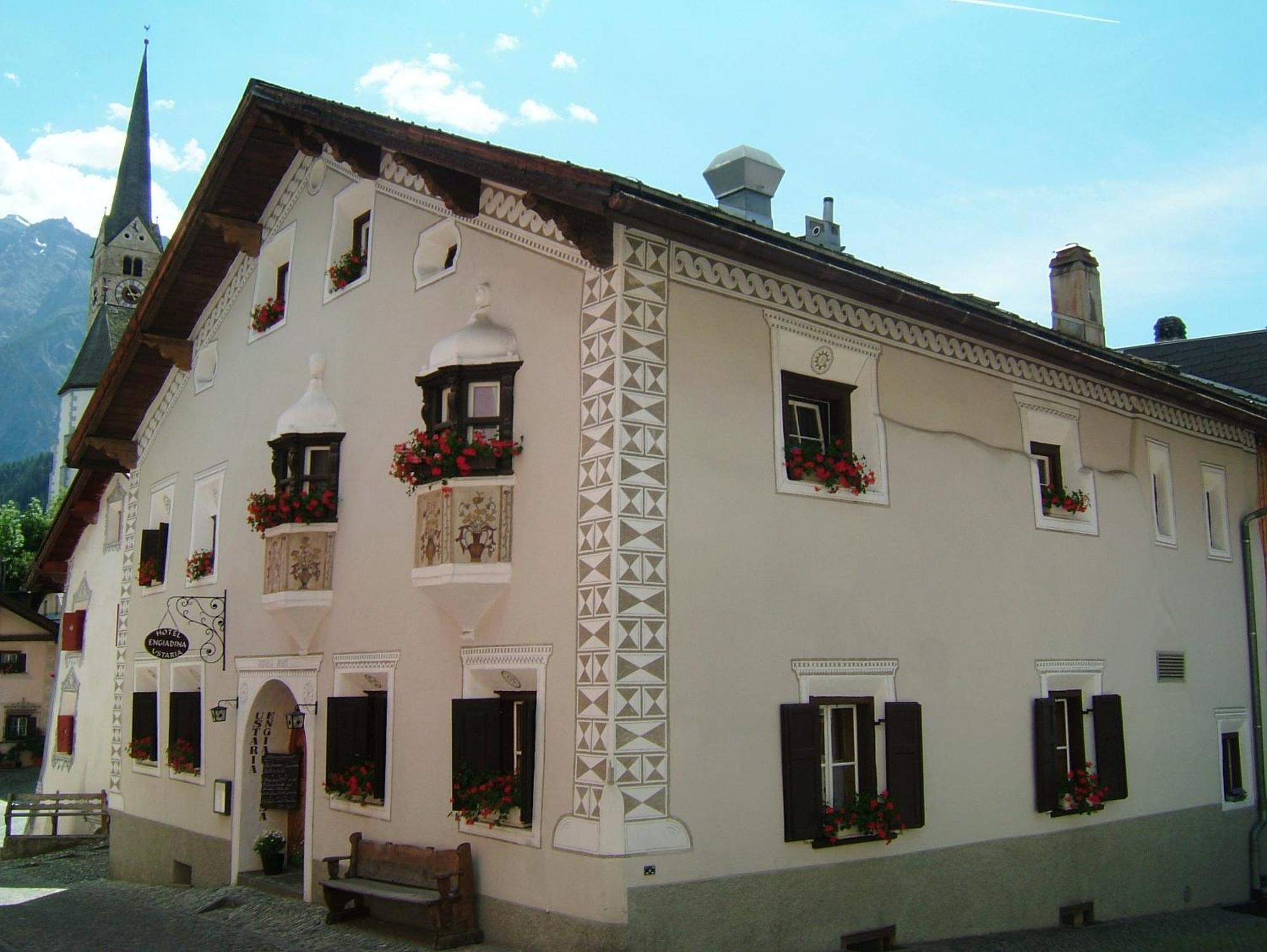 Hotel Engiadina Scuol Exteriör bild